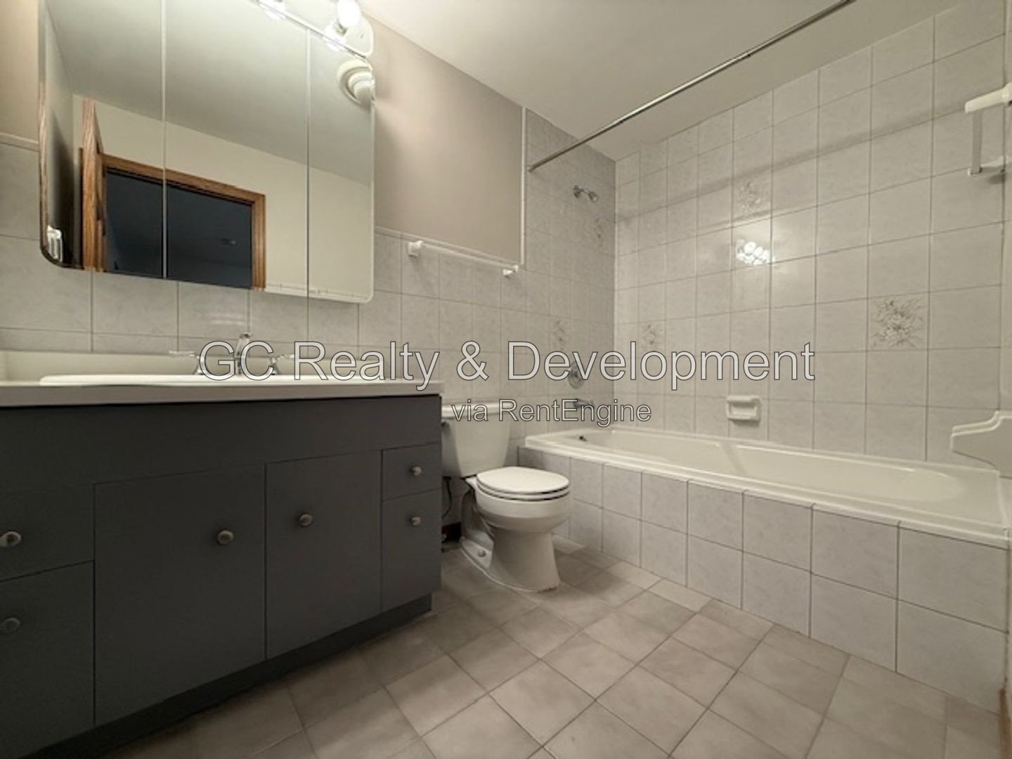 *** BLOOMINGDALE-BROOKDALE ESTATES / 2BR, 2BA / CENTRAL AIR / SS APPLIANCES / PARKING INCL / ON-SITE LAUNDRY*** property image