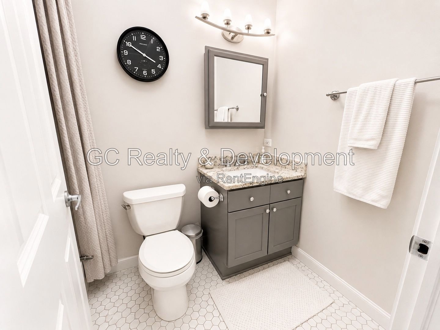 *** 2BR - 2BR / PRIVATE ROOFTOP / CENTRAL AIR / SS APPLIANCES / IN-UNIT LAUNDRY / GARAGE *** property image