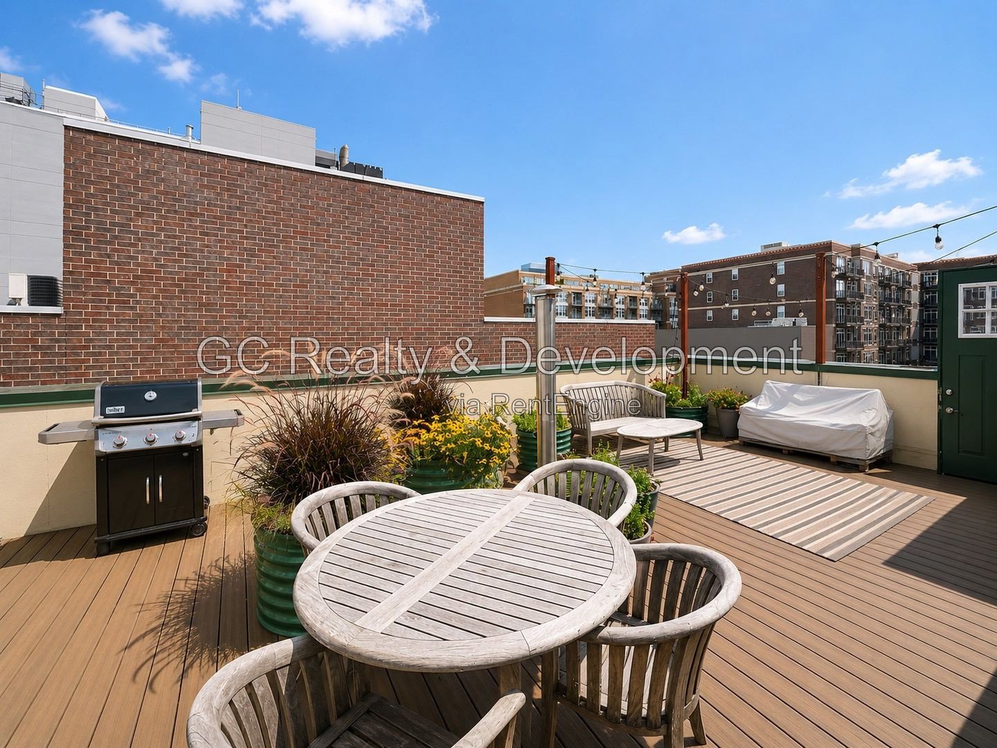 *** 2BR - 2BR / PRIVATE ROOFTOP / CENTRAL AIR / SS APPLIANCES / IN-UNIT LAUNDRY / GARAGE *** property image