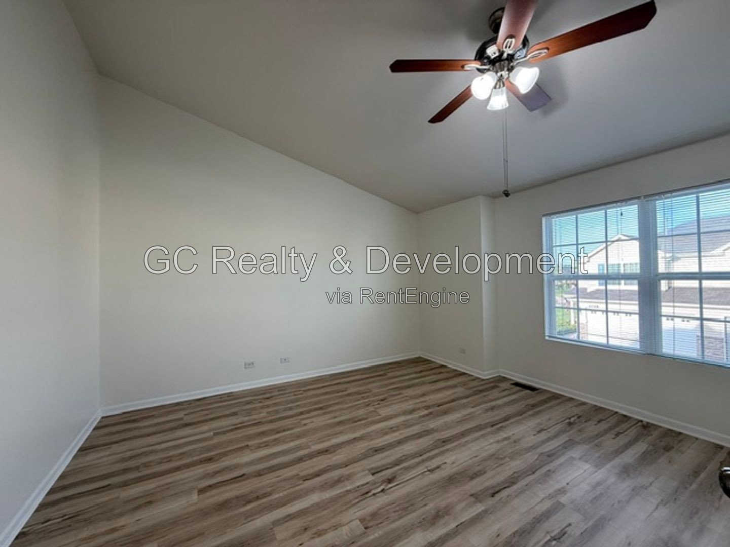 *** 2BR - 2BA / OPEN CONCEPT / ATTACHED GARAGE / PET FRIENDLY / CENTRAL AC / SS APPLIANCES / IN-UNIT LAUNDRY *** property image