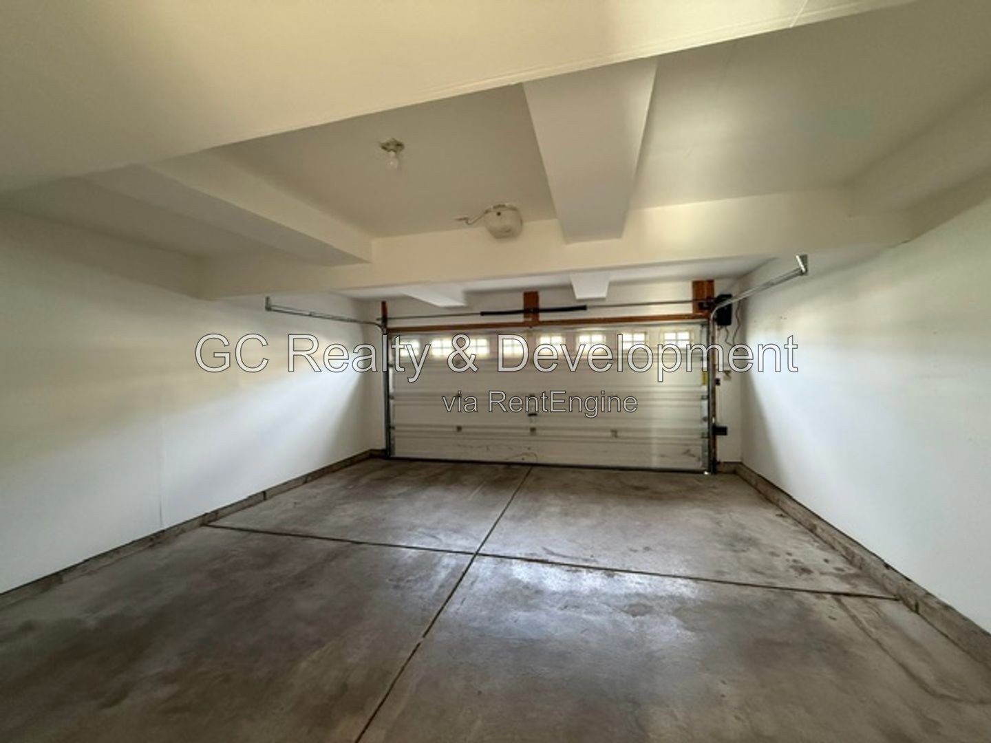 *** 2BR - 2BA / OPEN CONCEPT / ATTACHED GARAGE / PET FRIENDLY / CENTRAL AC / SS APPLIANCES / IN-UNIT LAUNDRY *** property image