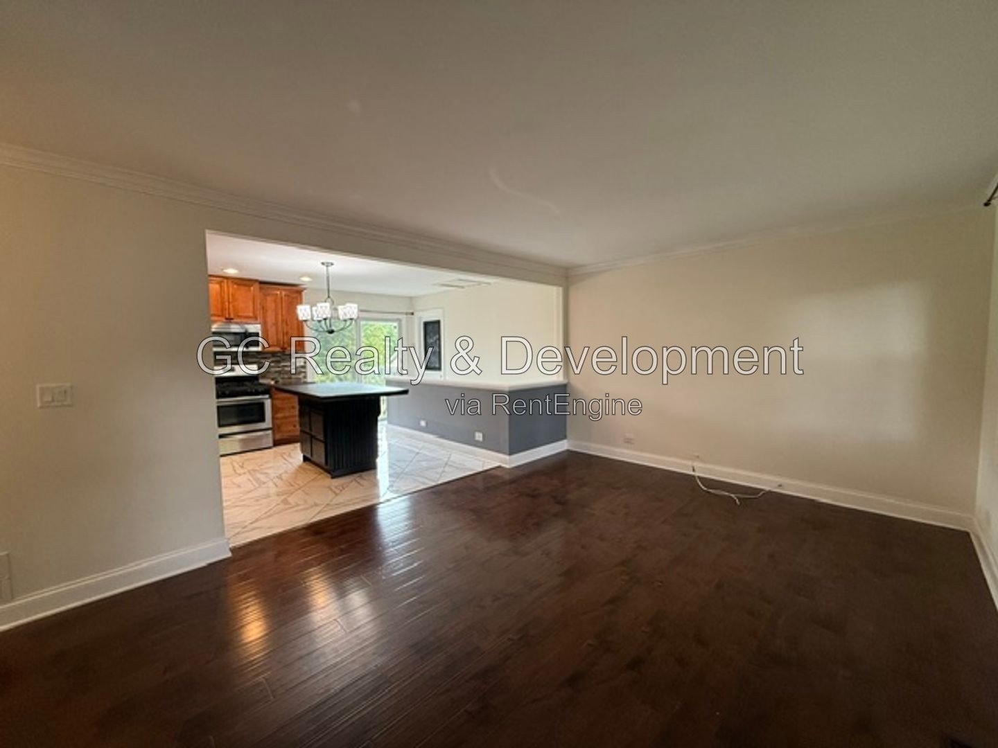 *** 2BR - 2BA / IN-UNIT LAUNDRY / ATTACHED GARAGE / SS APPLIANCES / DOG-FRIENDLY *** property image