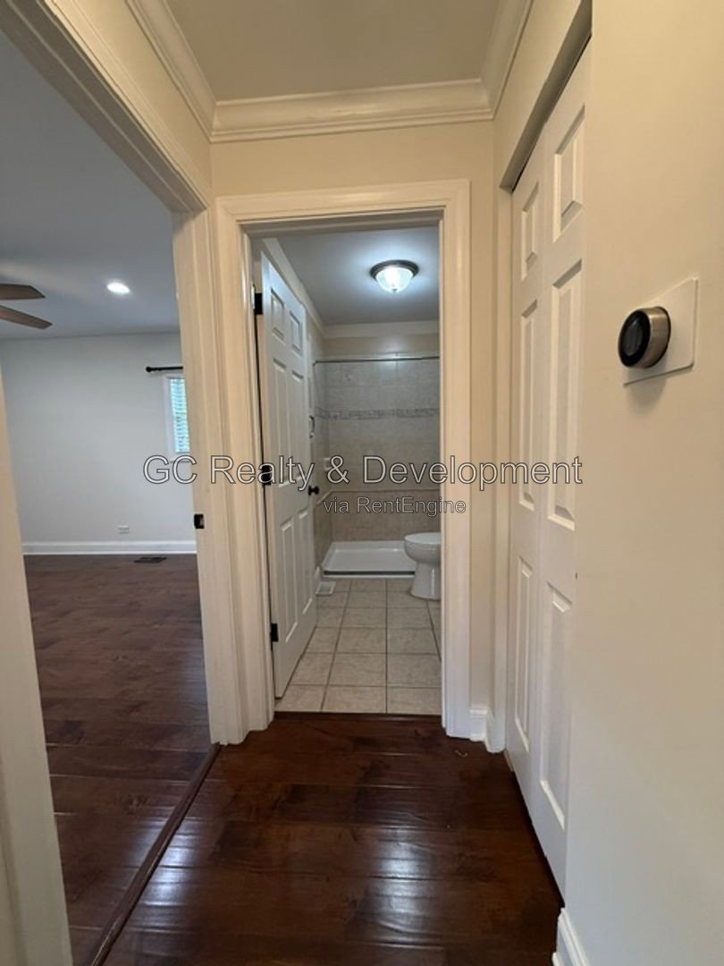 *** 2BR - 2BA / IN-UNIT LAUNDRY / ATTACHED GARAGE / SS APPLIANCES / DOG-FRIENDLY *** property image
