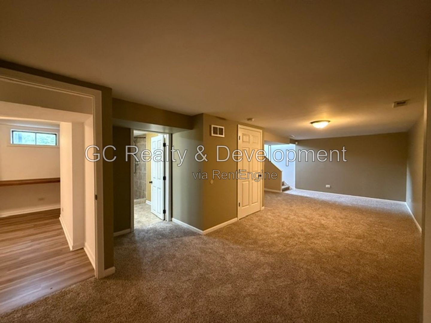 *** 2BR - 2BA / IN-UNIT LAUNDRY / ATTACHED GARAGE / SS APPLIANCES / DOG-FRIENDLY *** property image