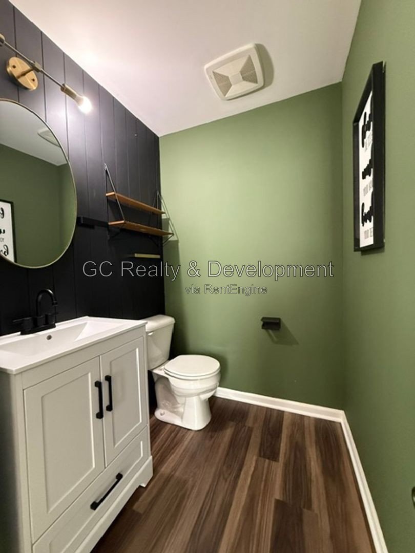*** LEASE TODAY – SEPTEMBER FREE! / 2 BED-2.5 BTH / END UNIT / NEWER CONSTUCTION / PET FRIENDLY / 2 CAR GARAGE / HUGE LOFT OR OFFICE*** property image