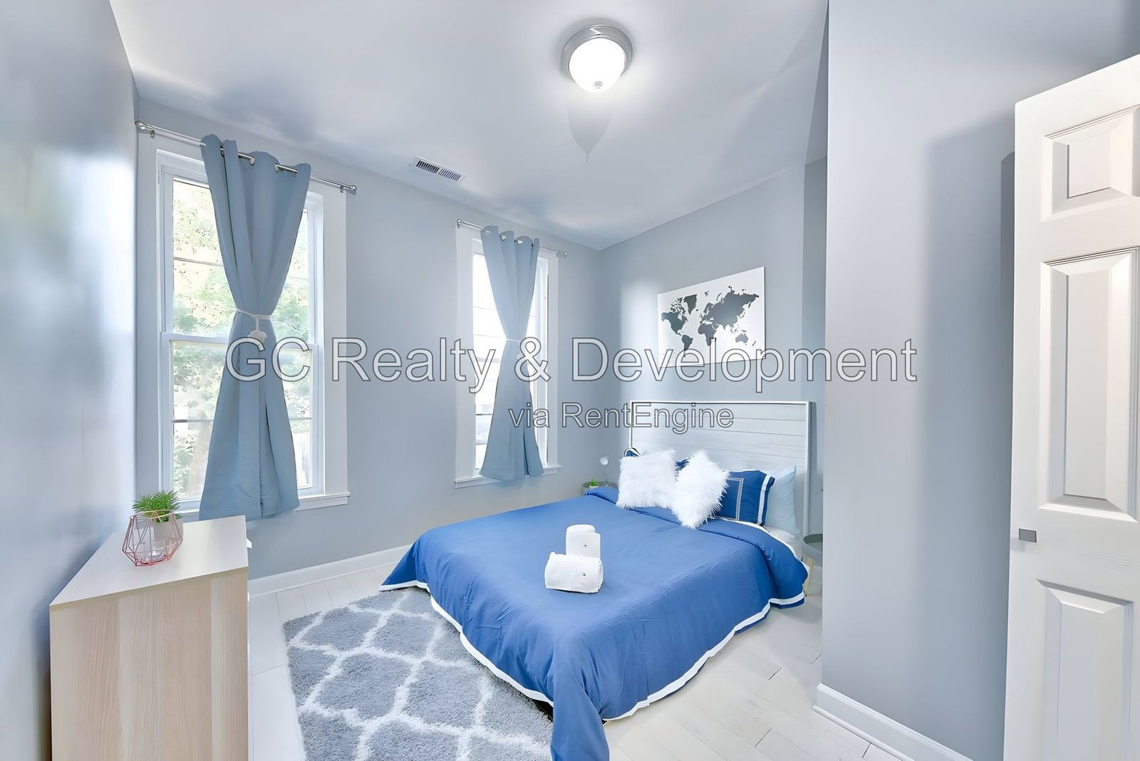 *** 1 MONTH FREE / 2 BDRM / FREE LAUNDRY ON SITE / PET FRIENDLY / COMMUTER FRIENDLY *** property image