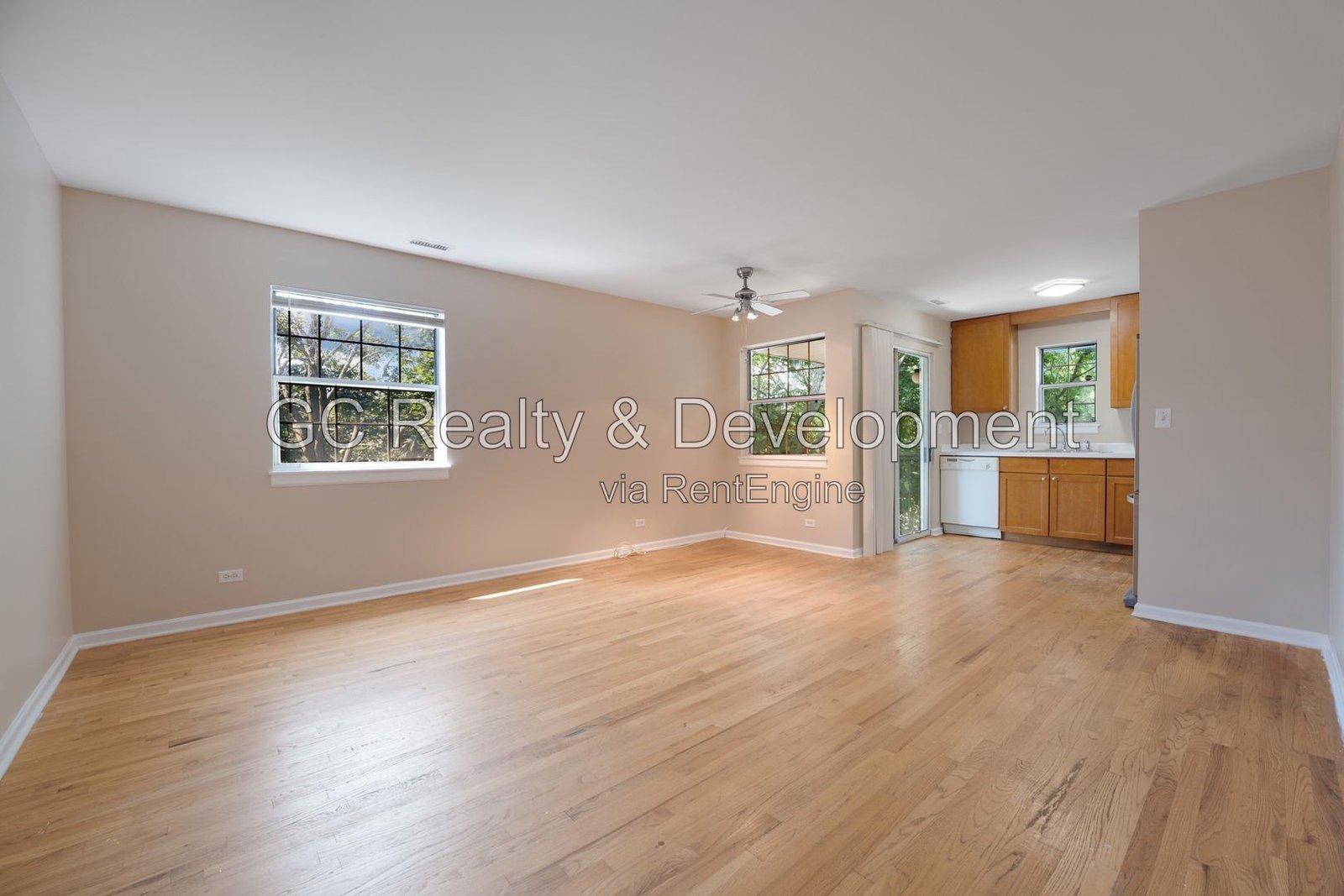 *** 2BR - 2BA / CENTRAL AC / IN-UNIT LAUNDRY / ATTACHED GARAGE / STORAGE / SHOPPING NEARBY *** property image