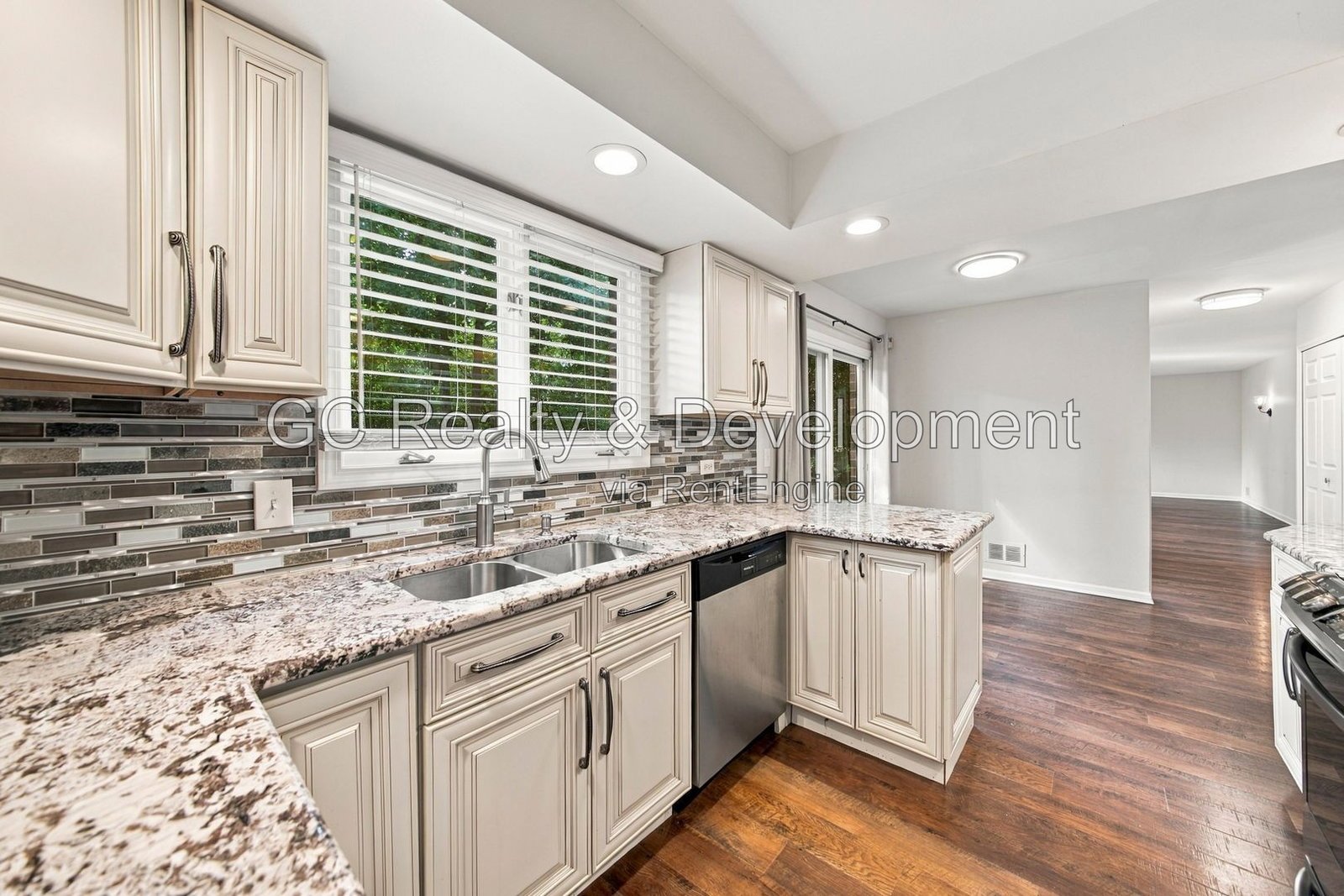 *** 10/15 MOVE-IN SPECIAL: ½ OFF 2ND MONTH’S RENT / UPDATED 4BR / FINISHED BASEMENT / LARGE YARD / 2-CAR GARAGE *** property image