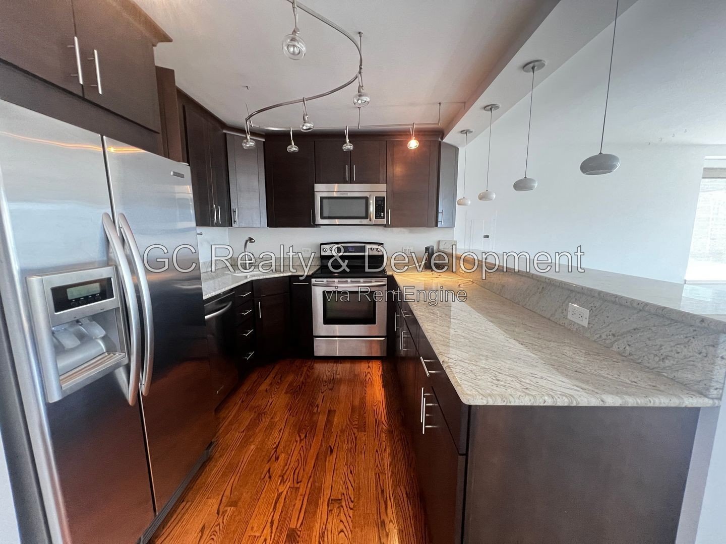 *** COMING SOON 10/15/2026 / GOLD COAST LOCATION / CITYSCAPE VIEWS / STUDIO CONDO / 24 HR DOOR PERSON / SUNDECK *** property image