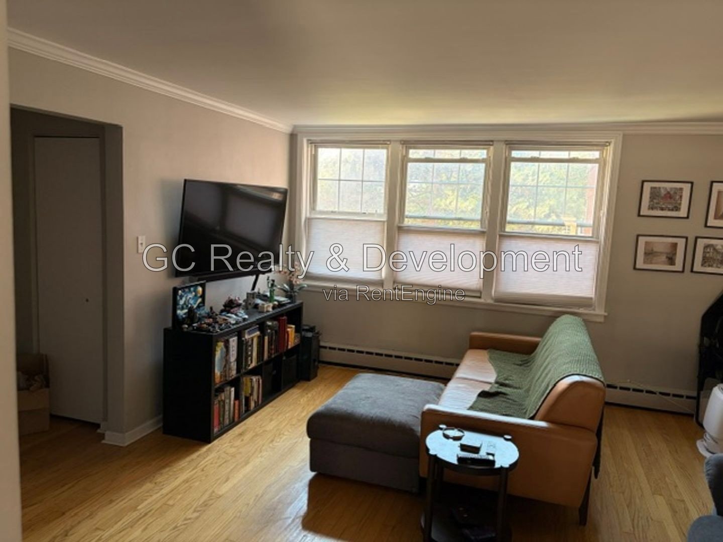 *** AVAIL 11/15/2026 / 2 BDRM / ONLY PAY ELECTRIC / PET FRIENDLY / PARKING INCL / COMMON AREA LAUNDRY *** property image