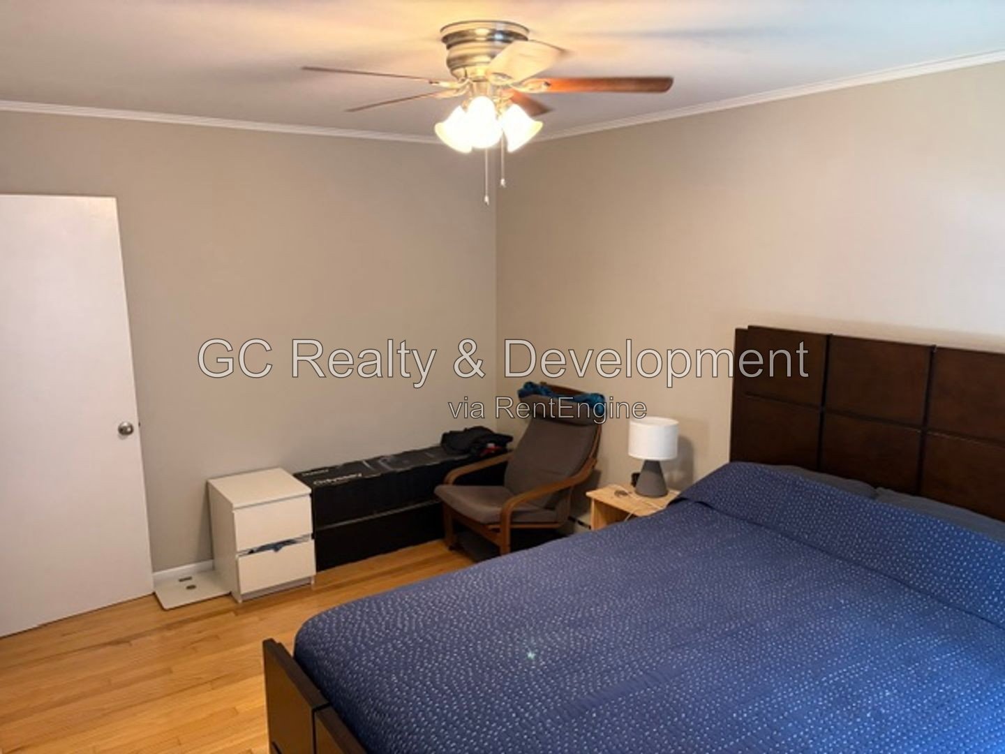 *** AVAIL 11/15/2026 / 2 BDRM / ONLY PAY ELECTRIC / PET FRIENDLY / PARKING INCL / COMMON AREA LAUNDRY *** property image