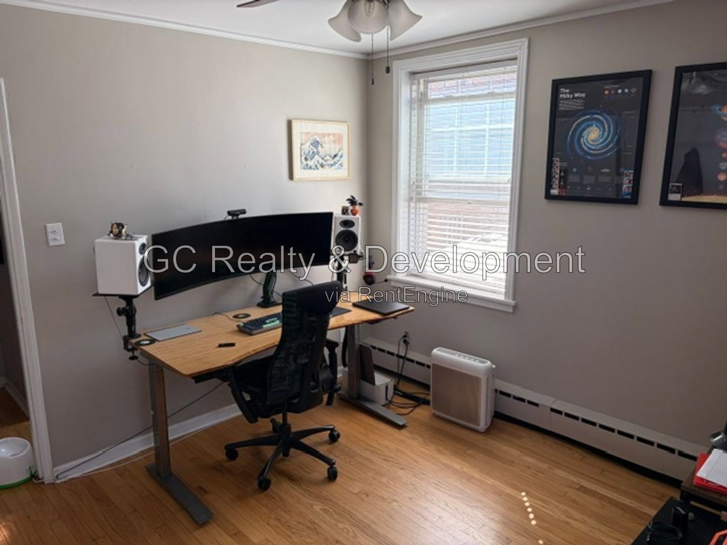 *** AVAIL 11/15/2026 / 2 BDRM / ONLY PAY ELECTRIC / PET FRIENDLY / PARKING INCL / COMMON AREA LAUNDRY *** property image