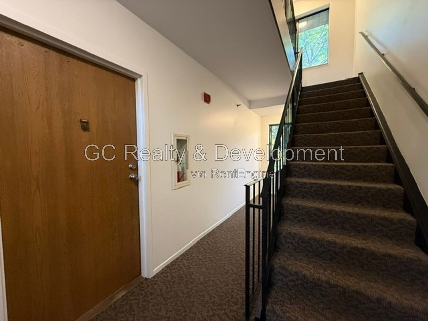 *** 2BR - 1BA / SS APPLIANCES / IN-UNIT LAUNDRY / STORAGE UNIT / ONLY PAY ELECTRIC *** property image