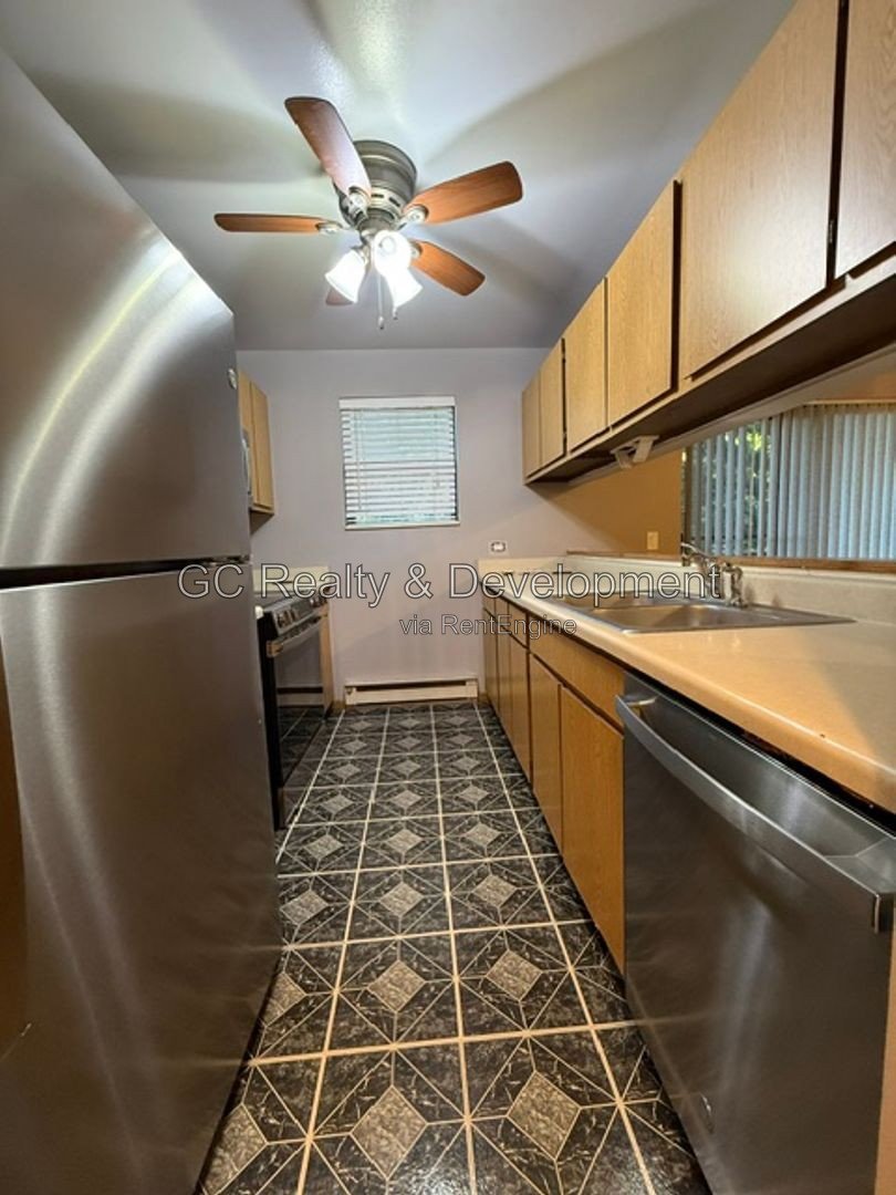 *** 2BR - 1BA / SS APPLIANCES / IN-UNIT LAUNDRY / STORAGE UNIT / ONLY PAY ELECTRIC *** property image