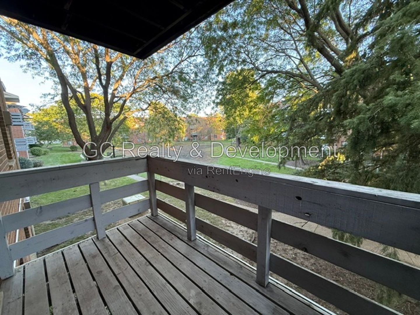 *** 2BR - 1BA / SS APPLIANCES / IN-UNIT LAUNDRY / STORAGE UNIT / ONLY PAY ELECTRIC *** property image