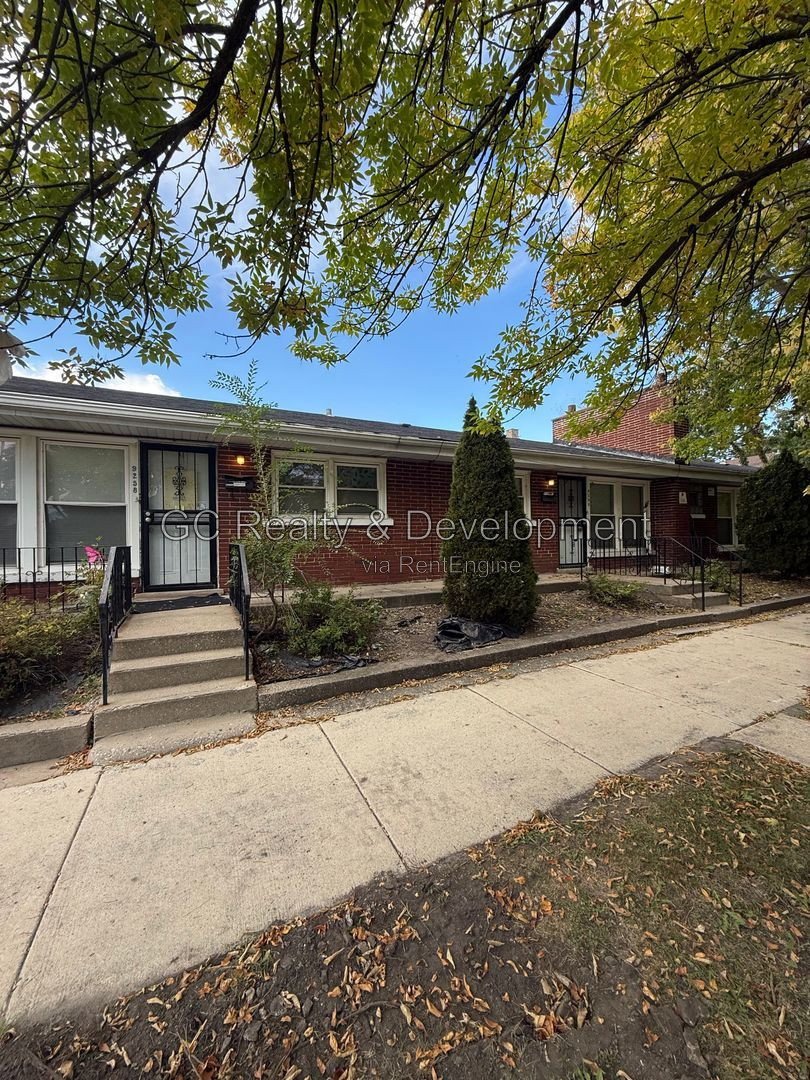 *** 2BR - 1BA / KITCHEN APPL INCL / ONLY PAY GAS & ELECTRIC *** property image