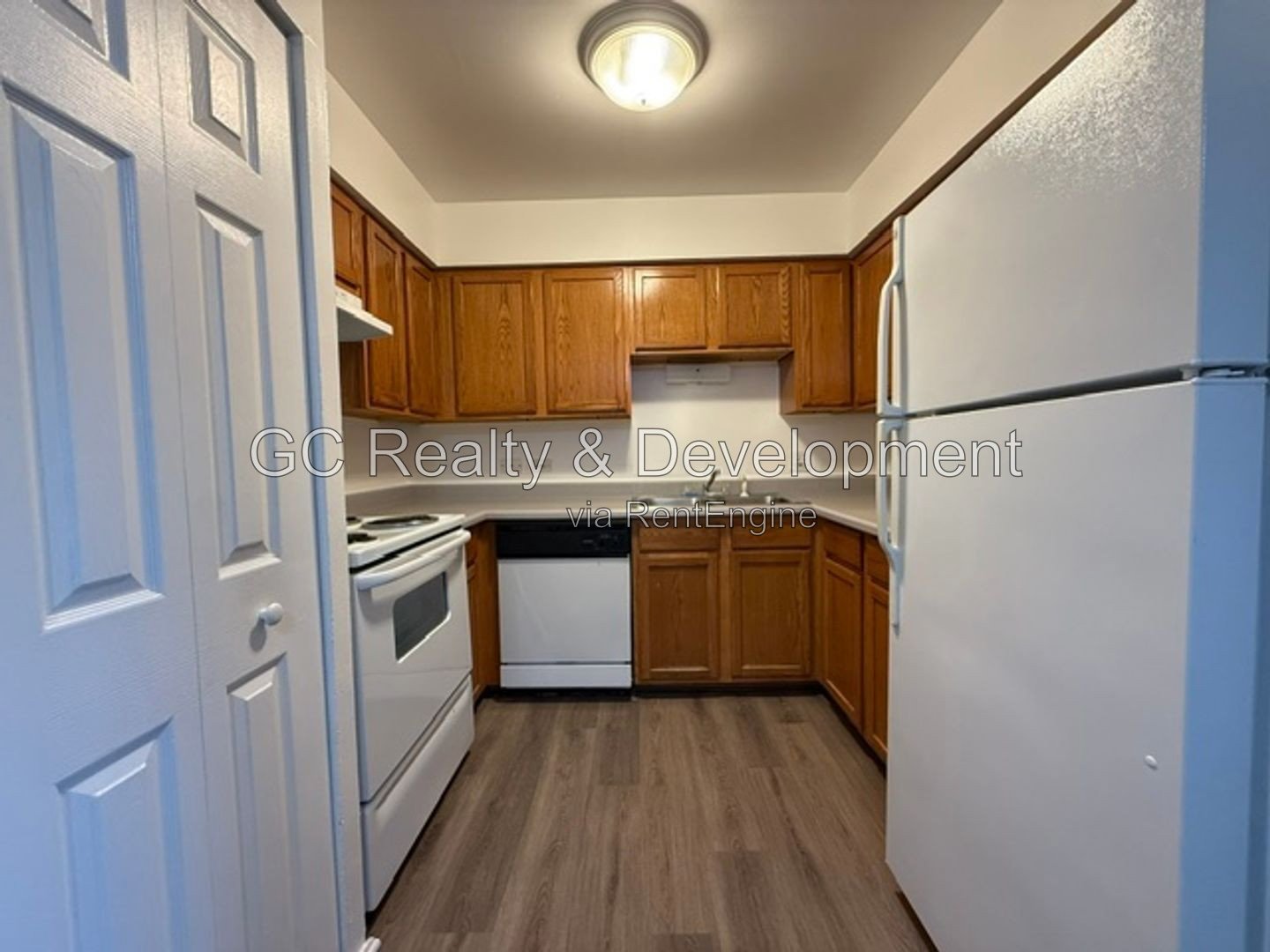*** 1BR, 1BA / IN-UNIT LAUNDRY / PAY ONLY ELECTRIC *** property image