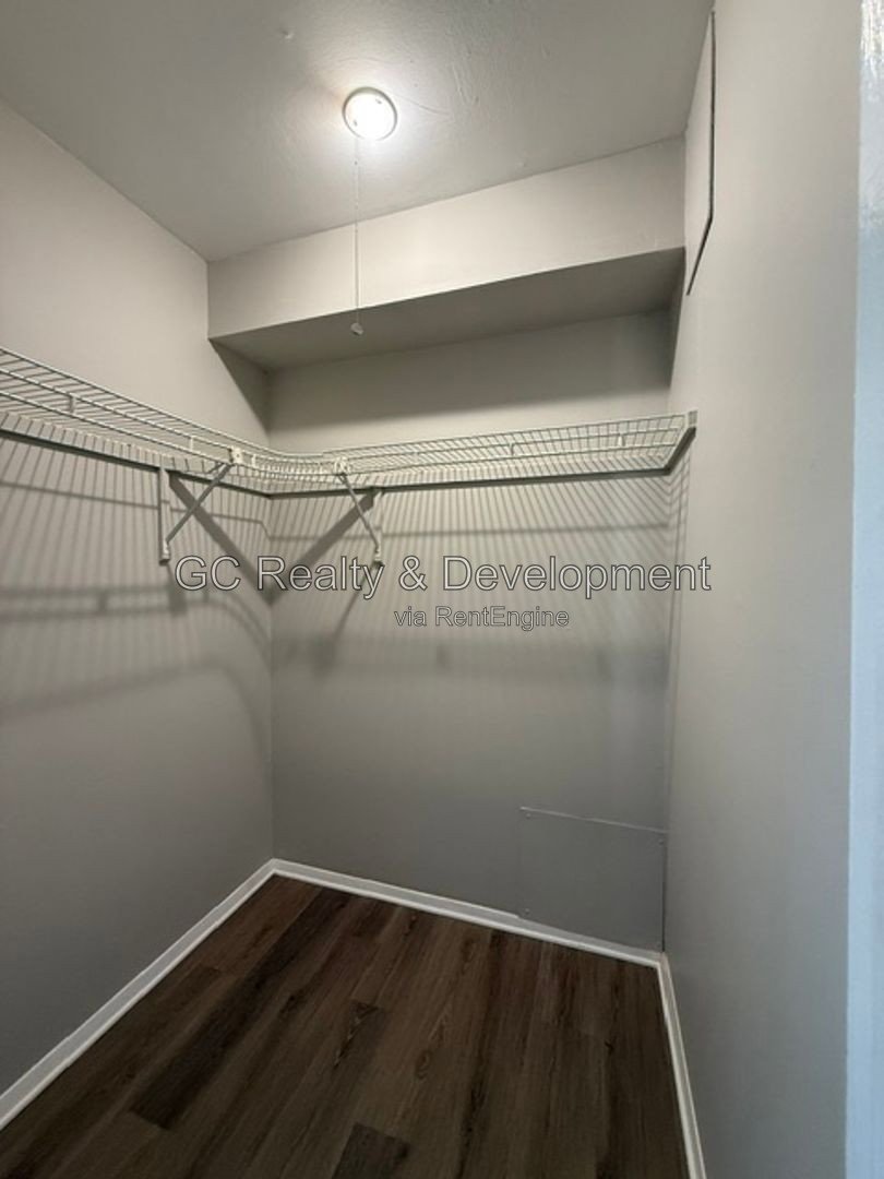 *** 1BR, 1BA / IN-UNIT LAUNDRY / PAY ONLY ELECTRIC *** property image