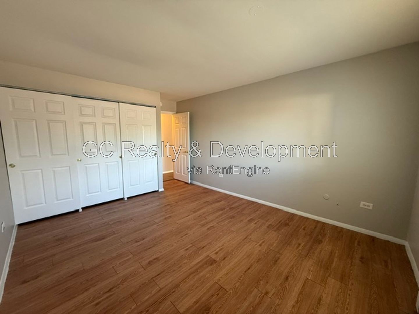 *** 1BR, 1BA / IN-UNIT LAUNDRY / PAY ONLY ELECTRIC *** property image
