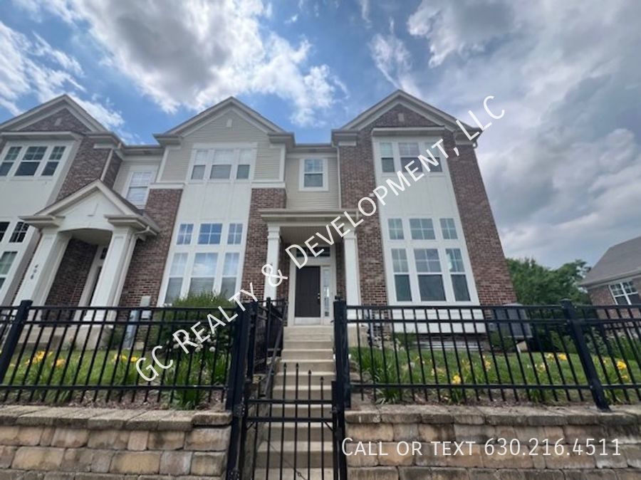 498 Grosvenor Ln Aurora, IL 60504 GC Realty & Development LLC